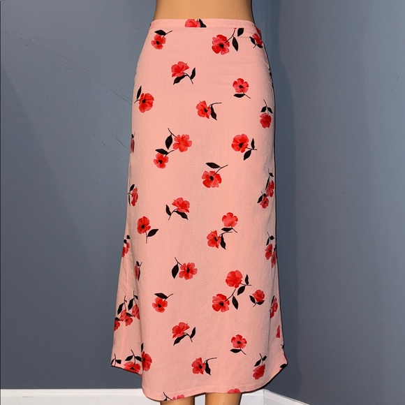 Zara Dresses & Skirts - Zara Pink Floral Midi Skirt - Size Small